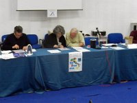 Le correzioni continuano senza sosta